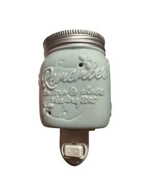 Scentsy Chashing Firefly’s Mason Jar Ceramic Night Light warmer - Mint Green NEW
